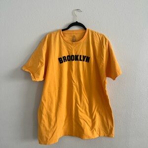 Vintage Man Yellow Brooklyn 100% Cotton T-shirt, Size XL